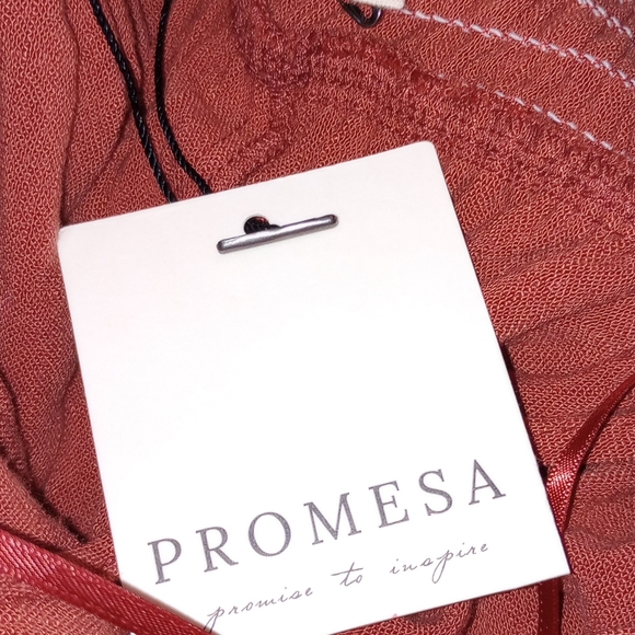 NWT Promesa Play For Keeps Ruffled Sleeveless Romper Color Clay Ladies Large - Picture 4 of 8